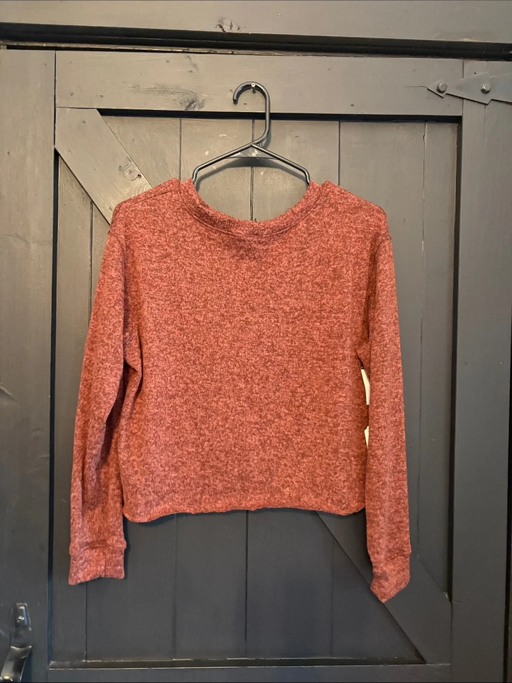 Agnes & Dora Heathered Rust Cropped Knit Sweatshirt - Picture 3 of 5